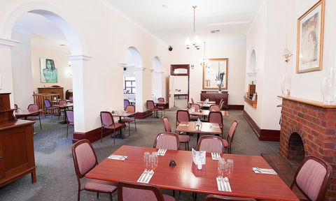 The Standpipe Golf Motor Inn - Accommodation Gladstone 2