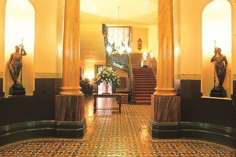 Vue Grand - Accommodation Gladstone 1