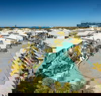 Sand Dunes Resort - Accommodation Gladstone