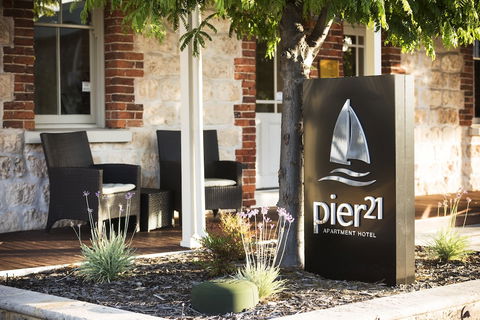Pier 21 Apartment Hotel - Accommodation Gladstone 4