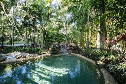 City Oasis Inn - Accommodation Gladstone 2