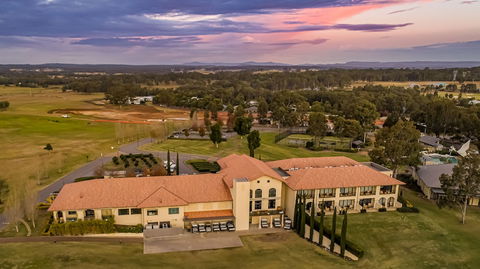 Chateau Elan At The Vintage - Accommodation Gladstone 4