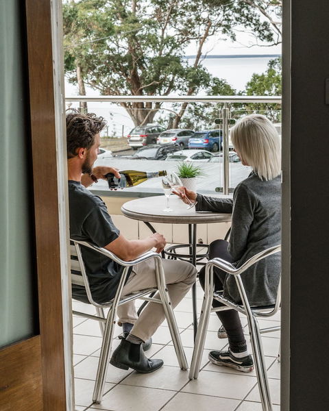 The Huskisson - Accommodation Gladstone 6