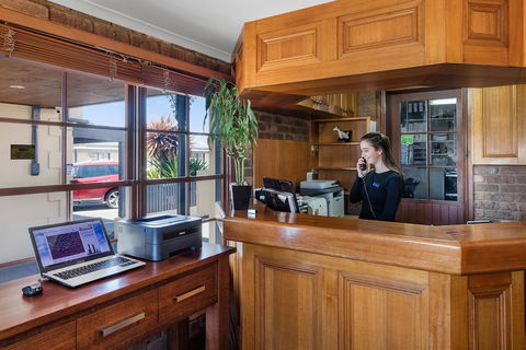 Best Western Olde Maritime - Accommodation Gladstone 5