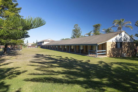 Seashells Beachfront Resort - Accommodation Gladstone 1