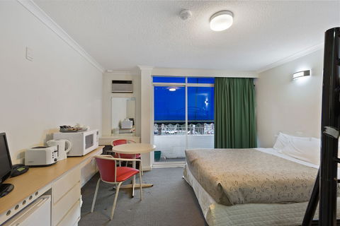 Alexander Motor Inn & Apartments - Accommodation Gladstone 5