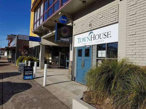 Burnie Central Townhouse Hotel - Accommodation Gladstone 0