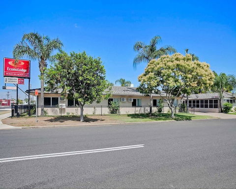 Econo Lodge Moree Spa Motor Inn - Accommodation Gladstone 2