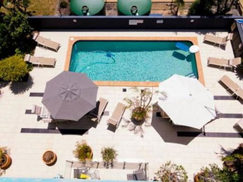 Durham Court Holiday Apartments - Accommodation Gladstone 1