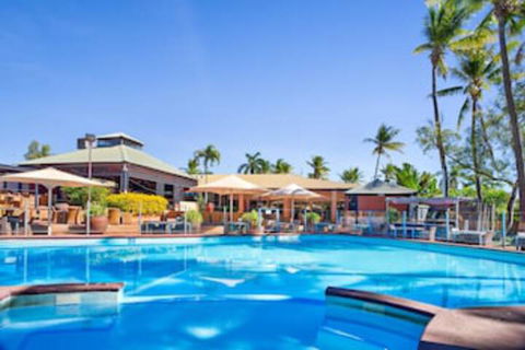Karratha International Hotel - Accommodation Gladstone 0