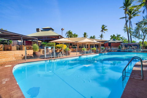 Karratha International Hotel - Accommodation Gladstone 2