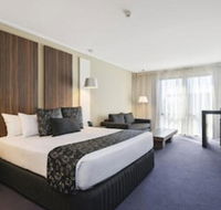 Quality Hotel Taylors Lakes - Accommodation Gladstone