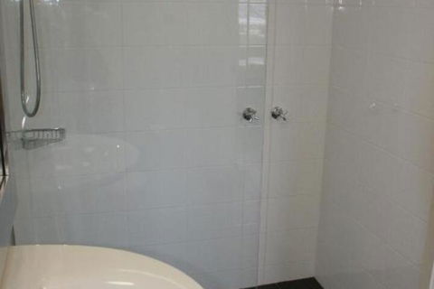 Fountainside Hotel - Accommodation Gladstone 1