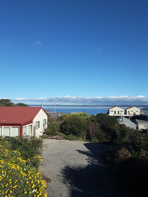On The Terrace - Accommodation Gladstone 5