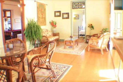 Classique Bed & Breakfast - Accommodation Gladstone 4