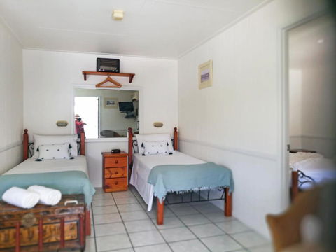 Chillagoe Cabins & Tours - Accommodation Gladstone 4