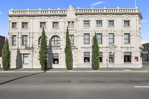 The Grand Hotel Launceston - Accommodation Gladstone 4