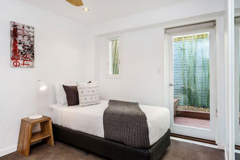 A PERFECT STAY - A Top Spot - Accommodation Gladstone 3