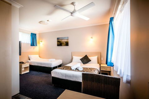 Park Beach Resort Motel - Accommodation Gladstone 7