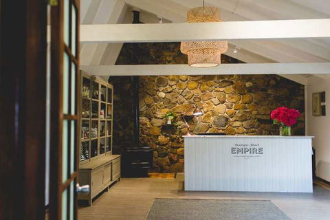 Empire Spa Retreat - Accommodation Gladstone 5