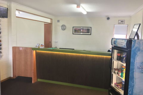Martin Cash Motel - Accommodation Gladstone 2