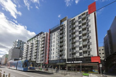 Arrow On Swanston - Accommodation Gladstone 0