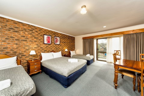 Hume Country Motor Inn - Accommodation Gladstone 5