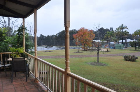 Woolshed Hill Estate - Accommodation Gladstone 4