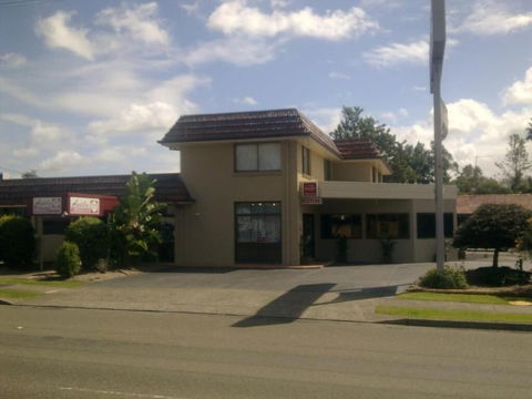 Caravilla Motor Inn - Accommodation Gladstone 1