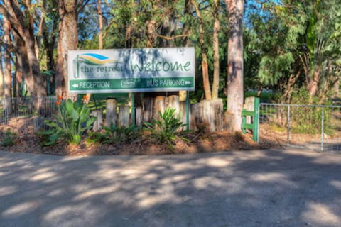 The Retreat Port Stephens - Accommodation Gladstone 1