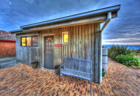 Stanley Village Waterfront Accommodation - Accommodation Gladstone 3