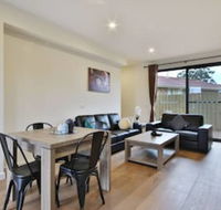 Comfort Inn  Apartments Dandenong - Accommodation Gladstone