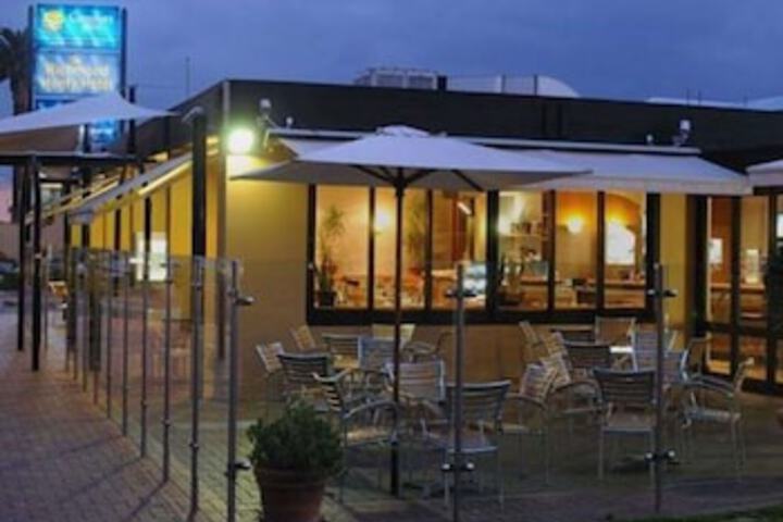 Portland VIC Accommodation Gladstone