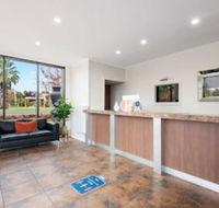 Comfort Inn Deakin Palms - Accommodation Gladstone