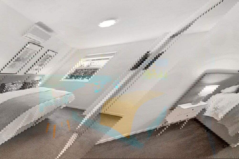 Surrey Hills South ACT Accommodation Gladstone