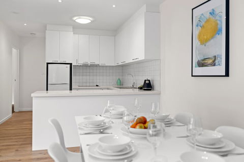 Burwood Serviced Apartments - Accommodation Gladstone 6