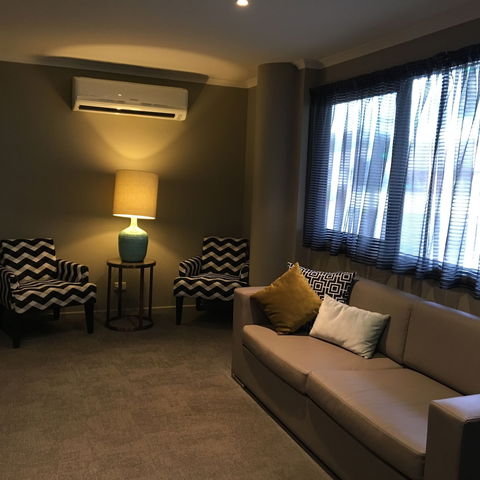 Quest Mont Albert - Accommodation Gladstone 4