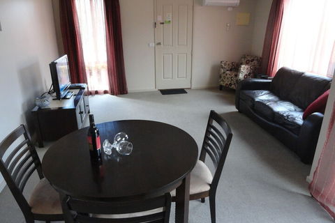 Victoria Lodge Motor Inn & Apartments - Accommodation Gladstone 6