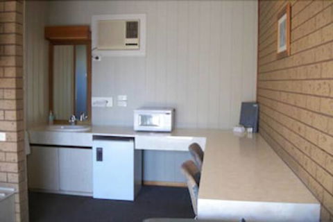 Country Home Motor Inn - Accommodation Gladstone 6
