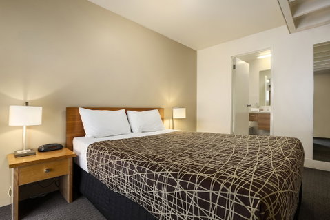 Old Woolstore Apartment Hotel - Accommodation Gladstone 3