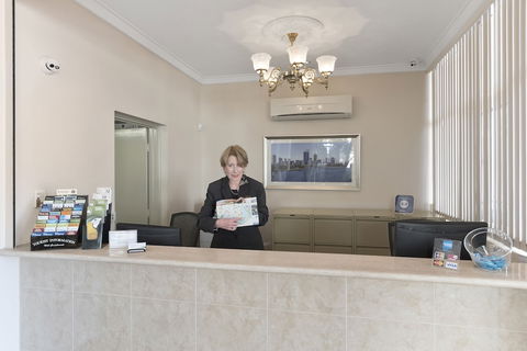 The Peninsula Riverside Serviced Apartments - Accommodation Gladstone 4