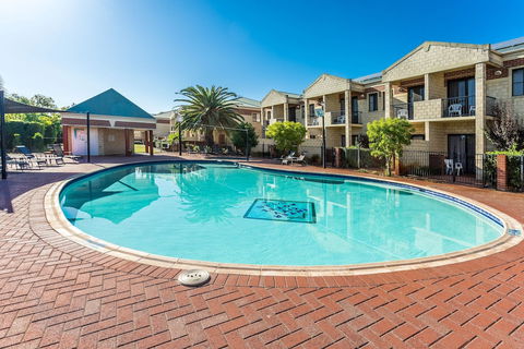 Country Comfort Perth - Accommodation Gladstone 0