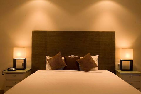 Beau Monde International - Accommodation Gladstone 6