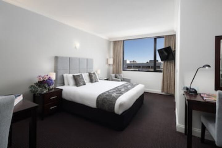 Carlton VIC Accommodation Gladstone