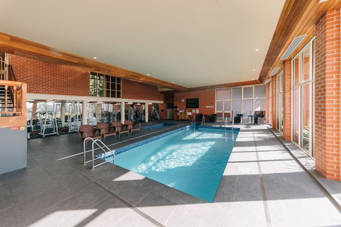 Country Club Tasmania - Accommodation Gladstone 1