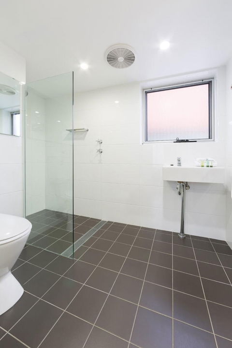 Forrest Hotel And Apartments - Accommodation Gladstone 4