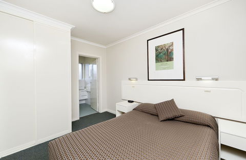 Forrest Hotel And Apartments - Accommodation Gladstone 5
