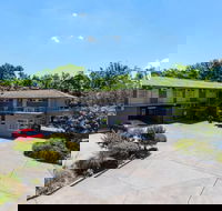 Forrest Hotel and Apartments - Accommodation Gladstone