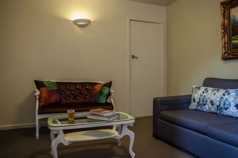 Albert Heights Serviced Apartments - Accommodation Gladstone 3