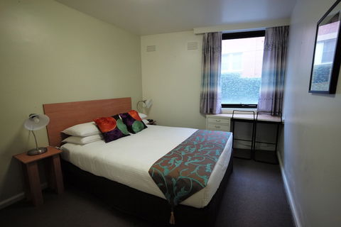 Albert Heights Serviced Apartments - Accommodation Gladstone 6